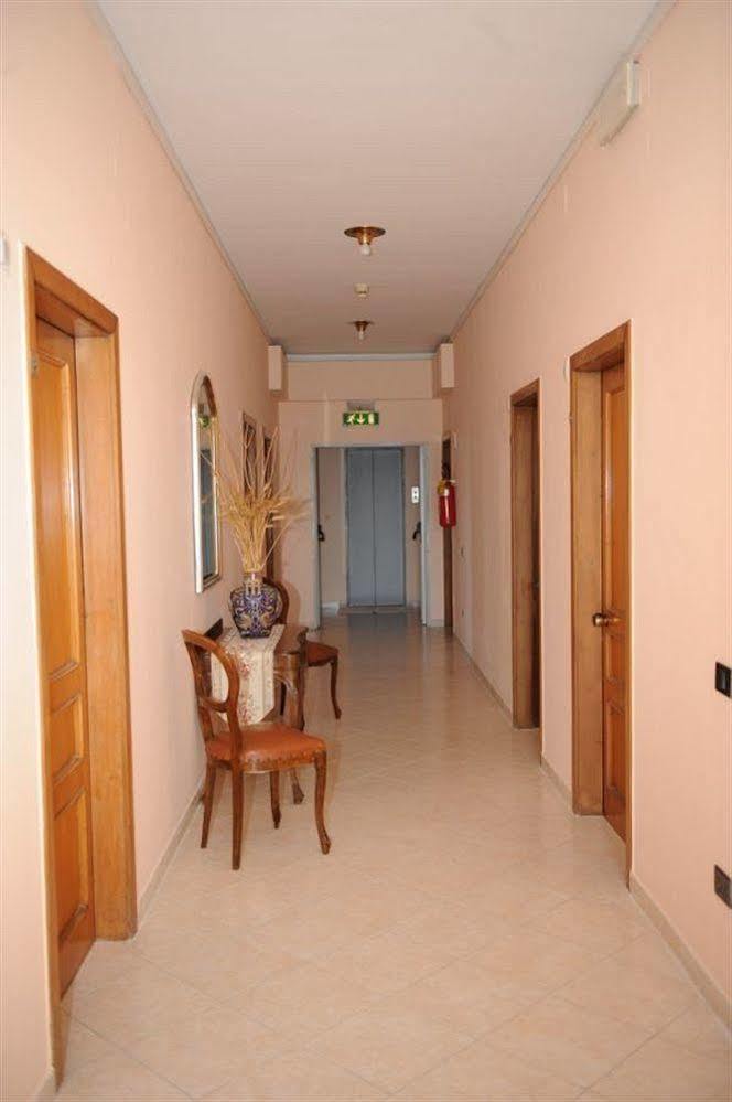 Grifone Hotel 3*