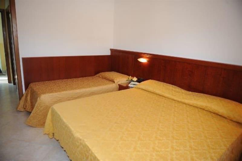 Grifone Hotel 3*